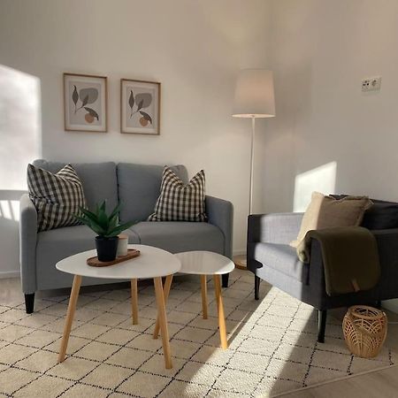 Country Style Apartment With Balcony Near Fair Хановер Екстериор снимка